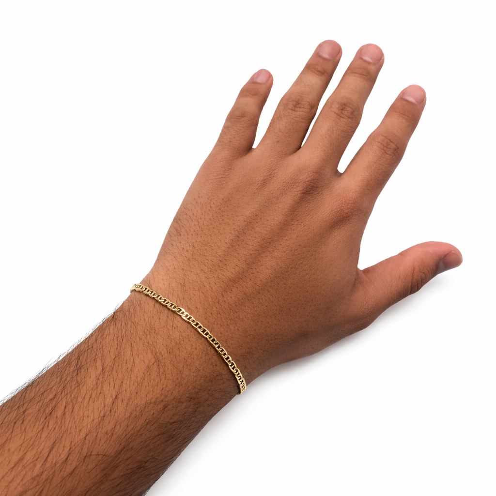 Pulso Gucci Marinera en oro de 14K con diseño elegante, joyería Roma.