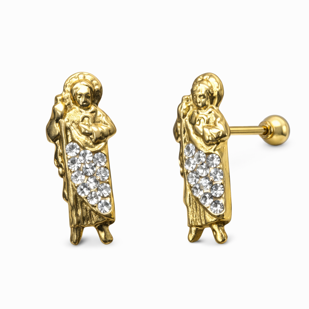 Broquel San Judas en oro 10K con zirconias, joyería roma, muestra el diseño con zirconias brillantes y detalles en oro.