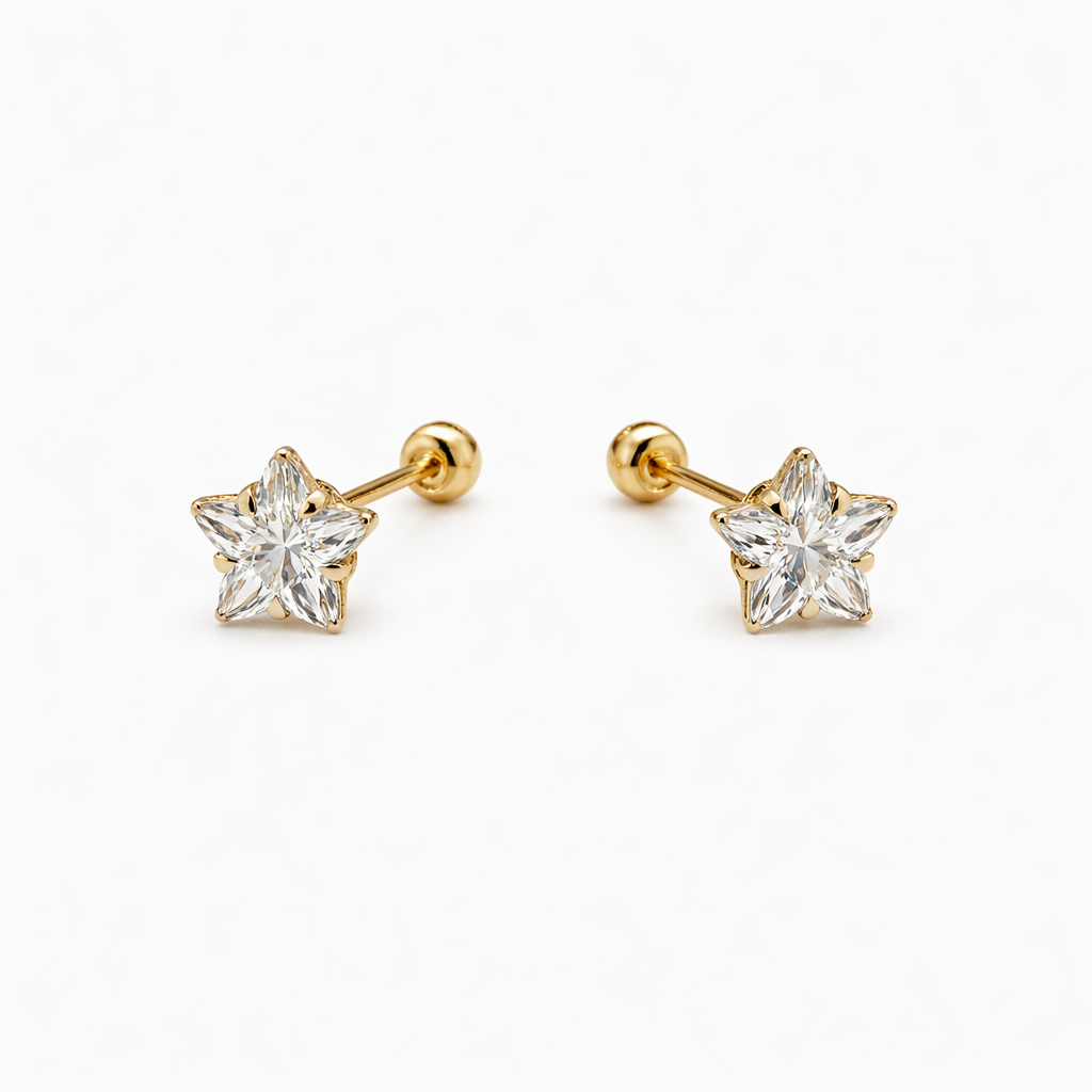 Broquel estrella de zirconia de Joyería ROMA, elegante pendiente con diseño brillante y detalles en zirconia.