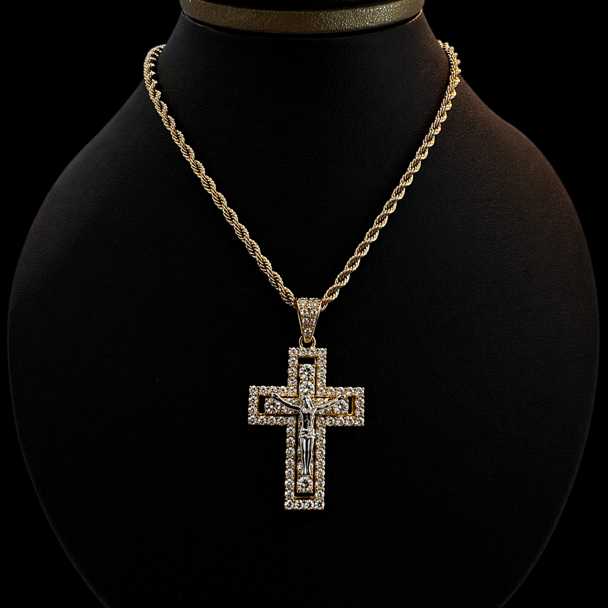 Cristo Cruz con Zirconias Oro 10K