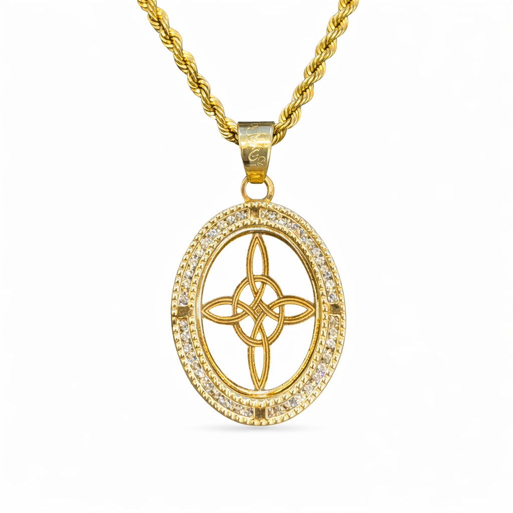Nudo de Bruja con Zirconias en oro 10K, joyería elegante con detalles brillantes y diseño clásico en color dorado