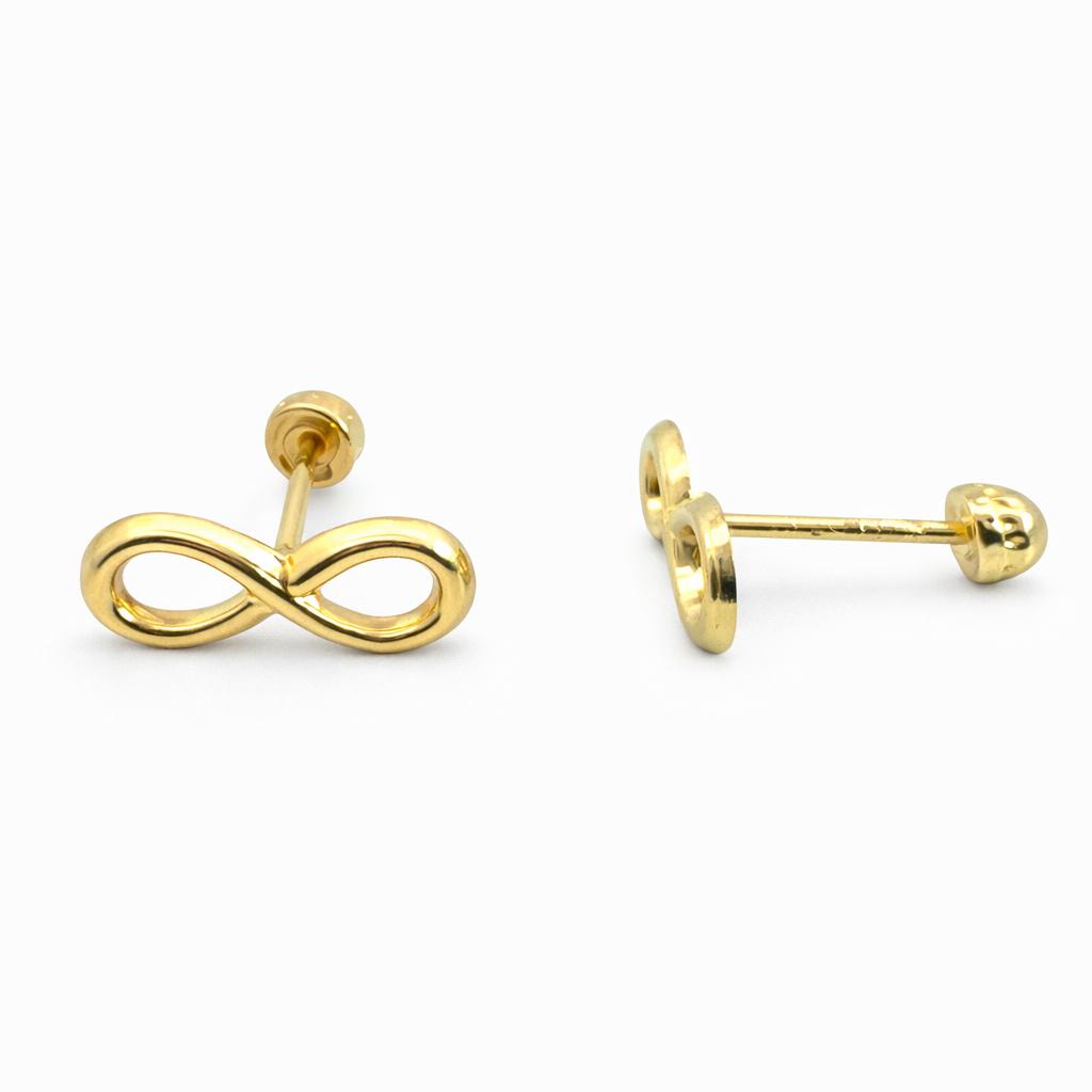 Broquel Infinito en oro de 10K con diseño elegante, joyería ROMA, visible en imagen.