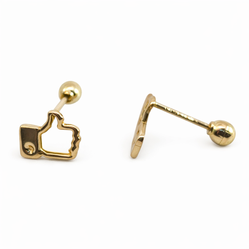 Broquel de oro 10K de Joyería ROMA, diseño elegante y brillante, con detalles finos en acabado dorado.
