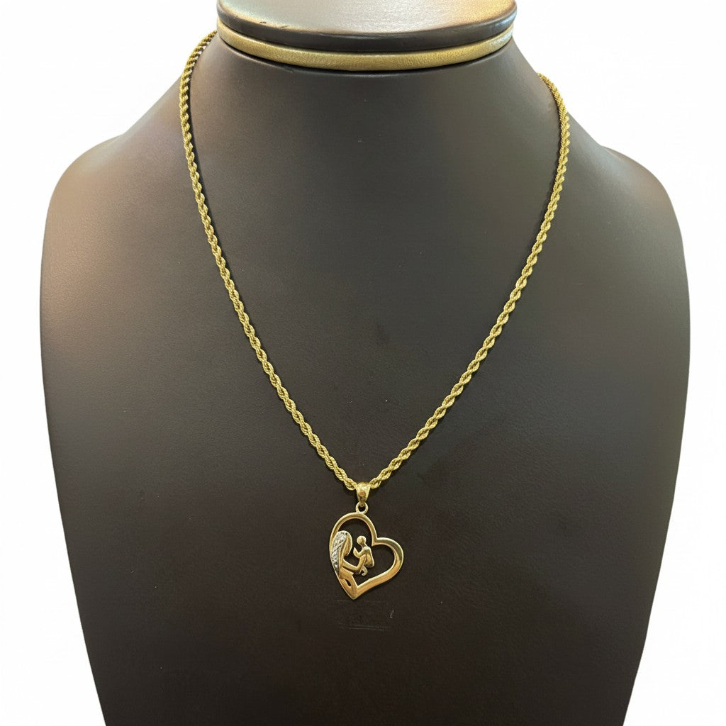 Dije Niño en Corazón – Oro 10K