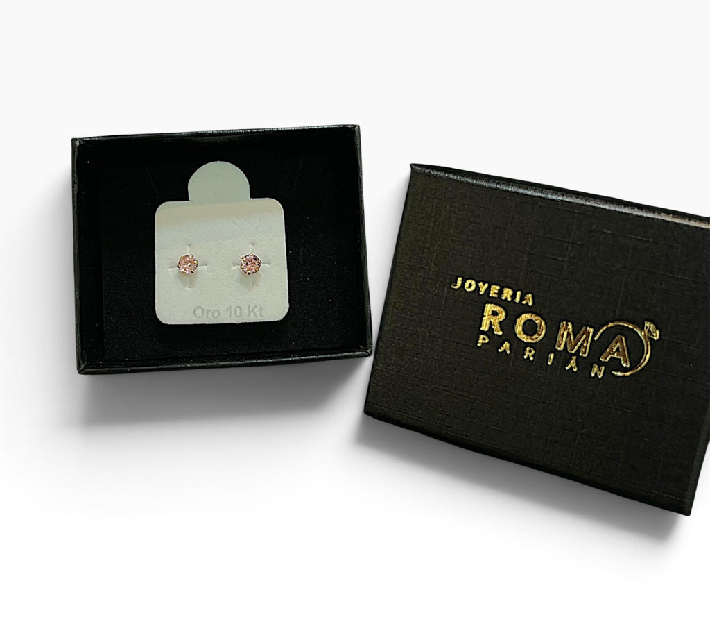 Cadena de oro 10K color recto de 4mm de Joyería ROMA, mostrando su acabado brillante y diseño elegante.