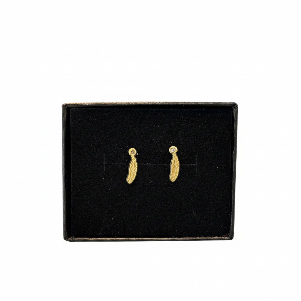 Broquel de Pluma de Oro 10K