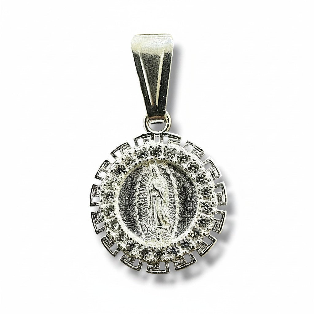 Dije Redondo Virgen de Guadalupe con Zirconias – Plata .925