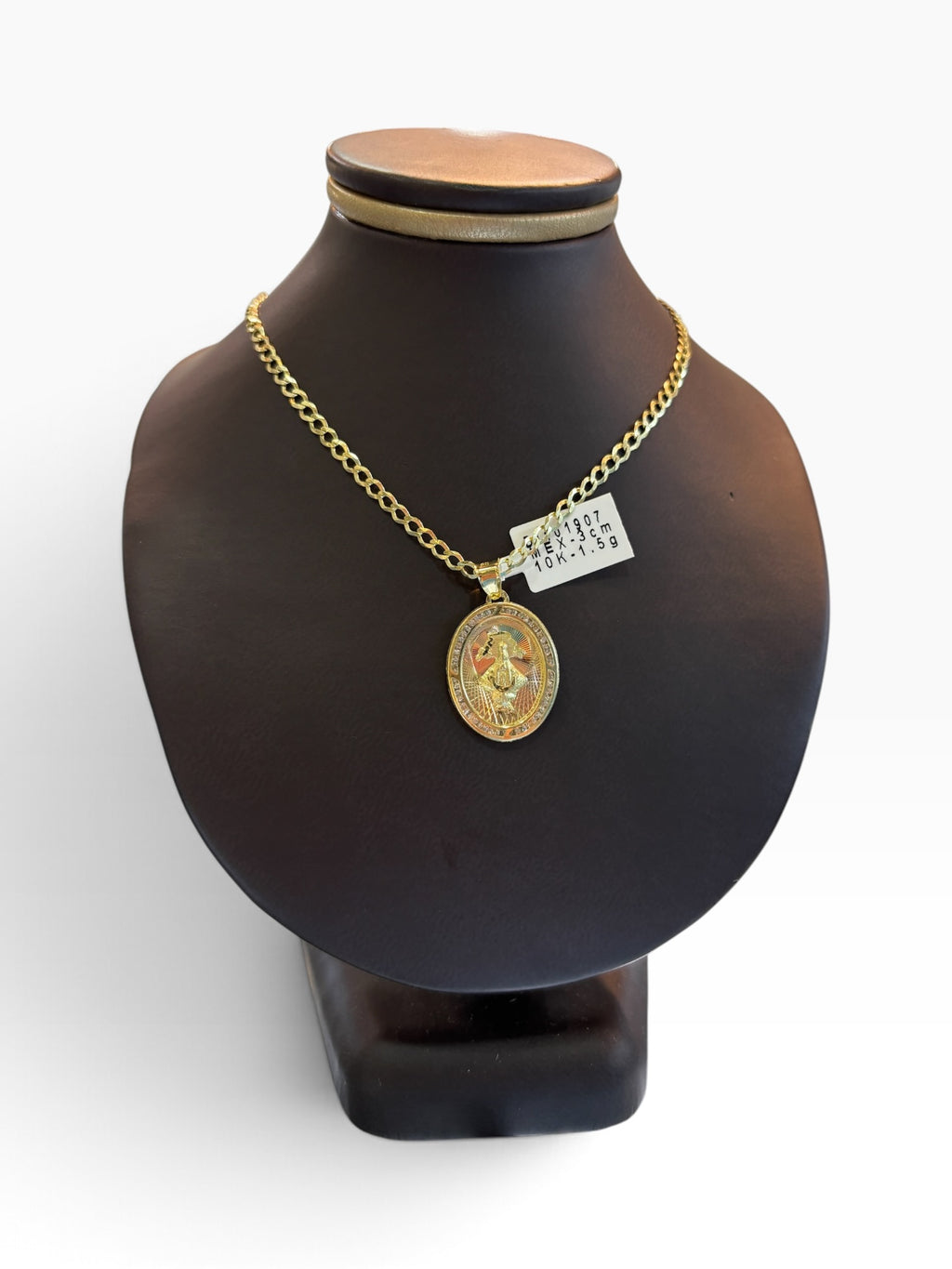 Dije Virgen de San Juan de los Lagos Ovalado con Zirconias Oro 10K