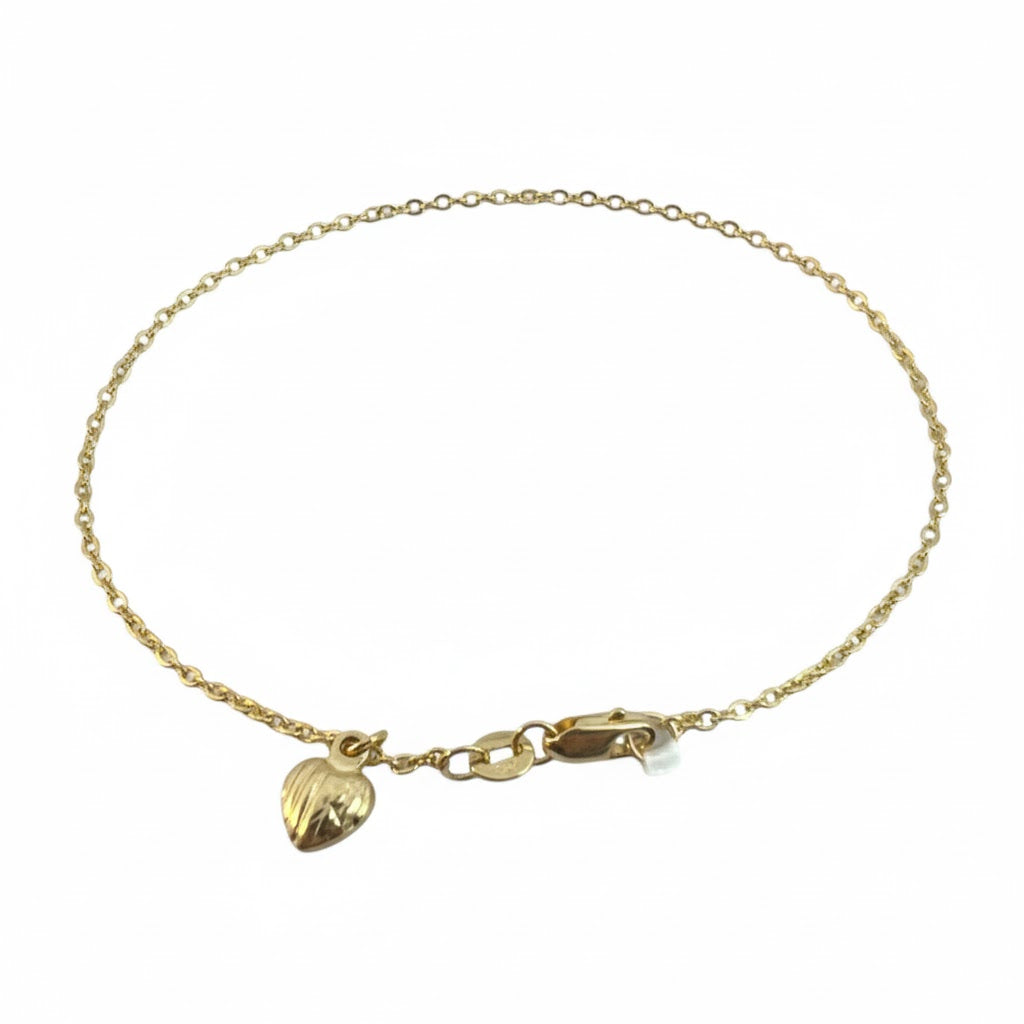 Pulsera de cadena con dije corazón en oro 10K, joyería ROMA, muestra la pieza elegante y brillante en oro.