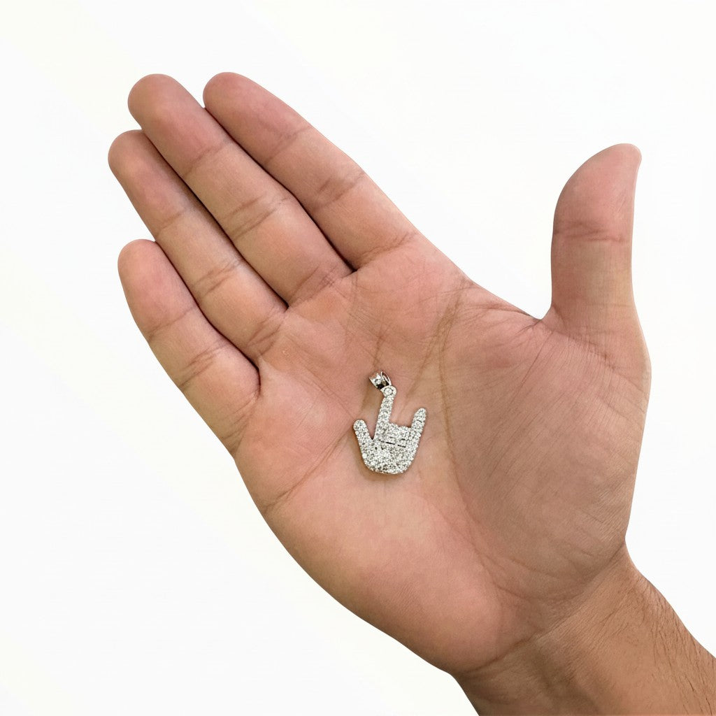 Dije Mano Rockera con Zirconias — Plata .925