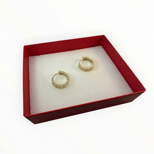 Arracadas Diseño Clavo — Oro 10K