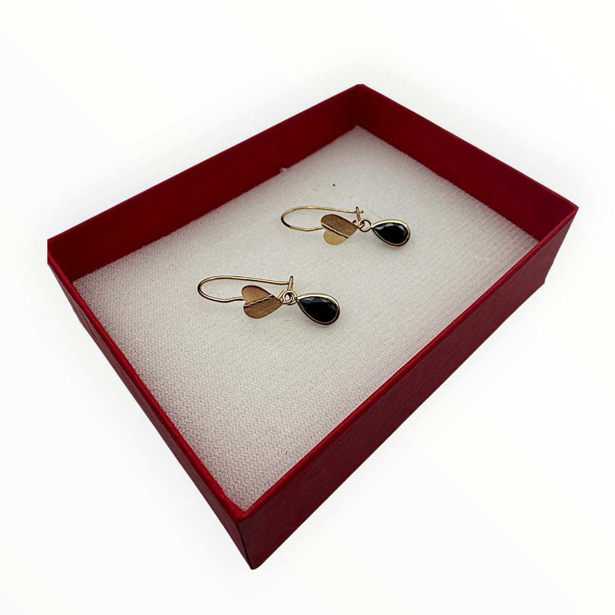 Aretes de Oro 10K con Corazón y Gota Negra