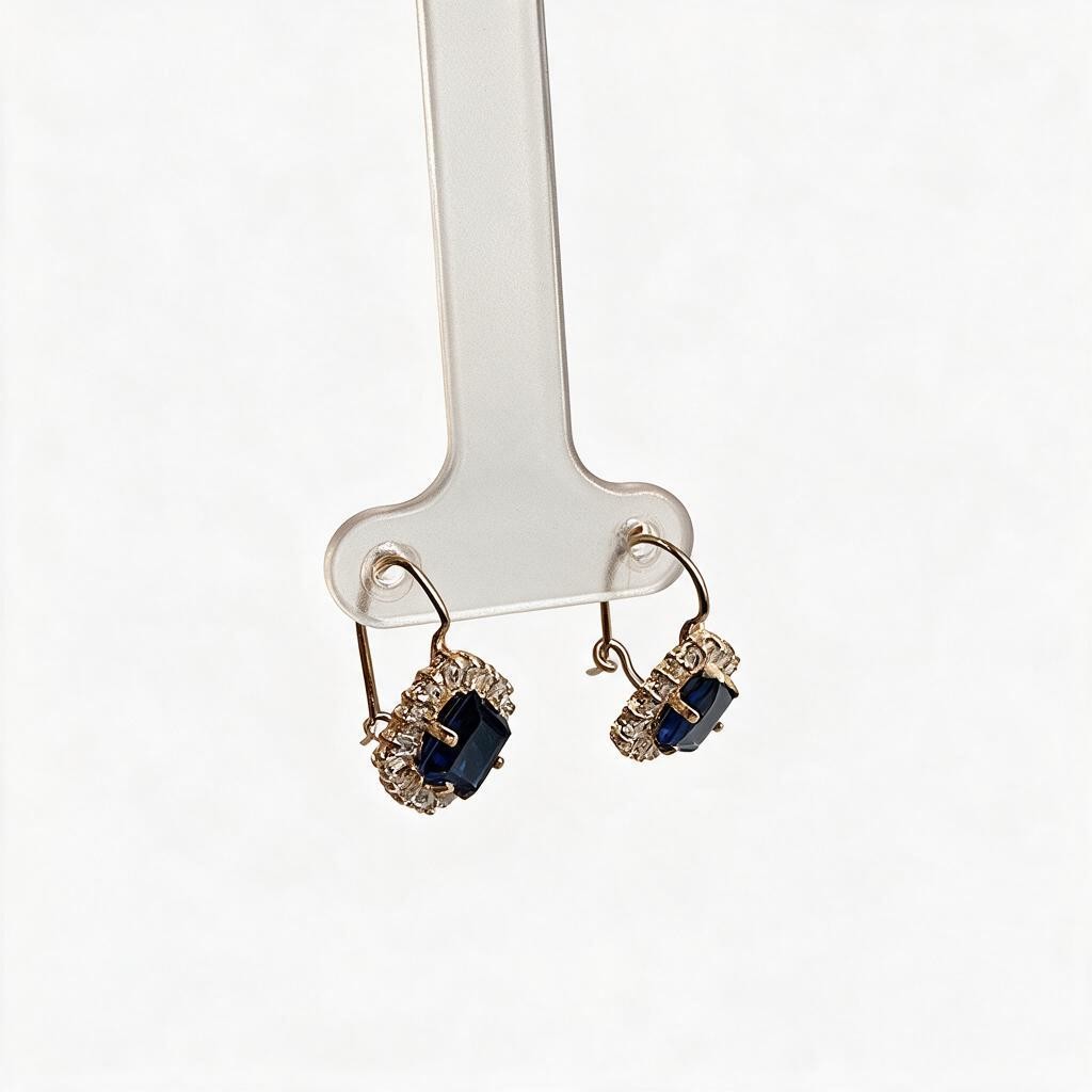 Aretes de Oro 10K con Piedra Azul y Zirconias