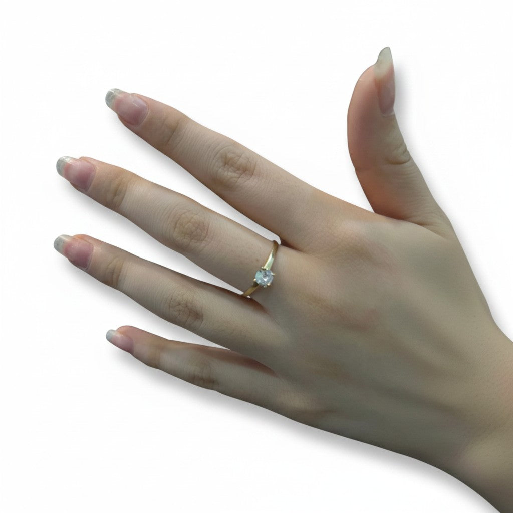 Anillo Solitario Clásico en Oro 10K