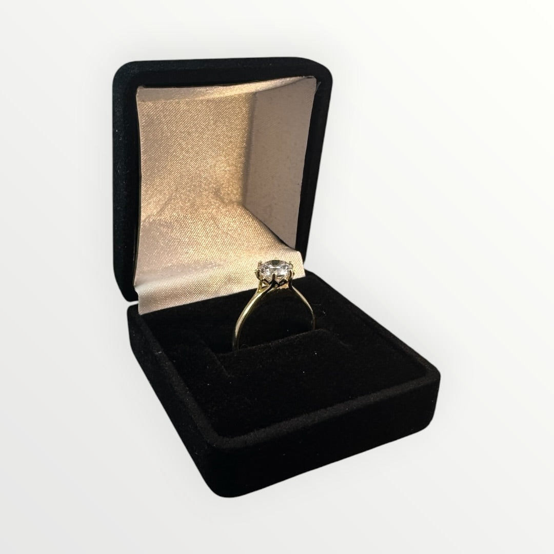 Caja Cuadrada para Anillo | Estuche de Gamuza Negro Elegante