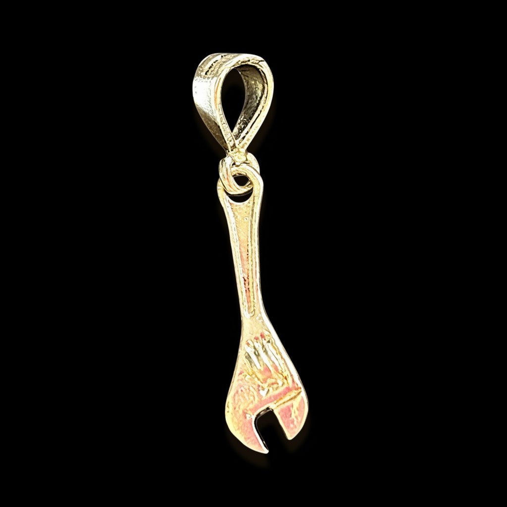 Dije Llave Mecánica en Plata .925