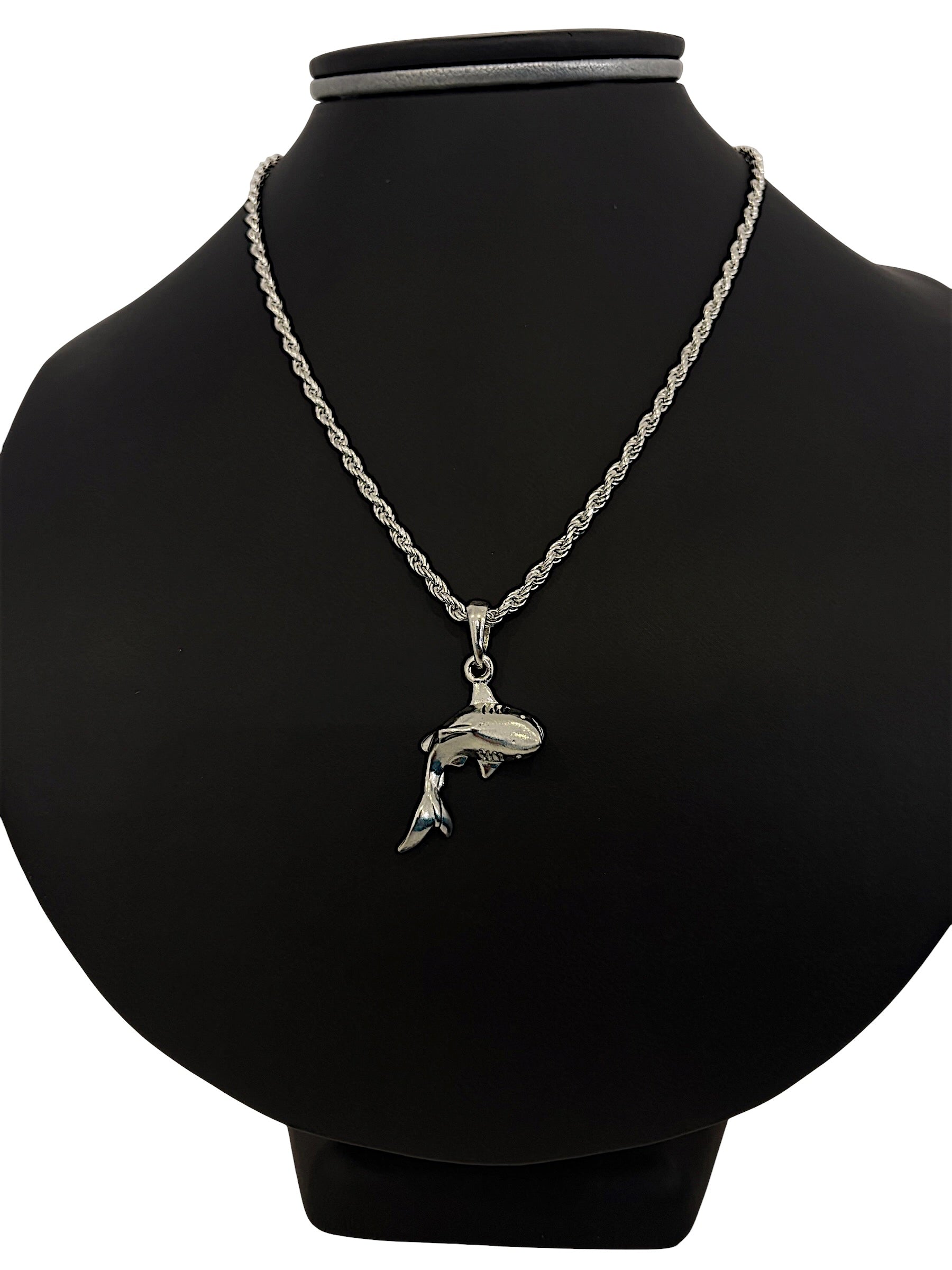 Dije Tiburón en Plata .925