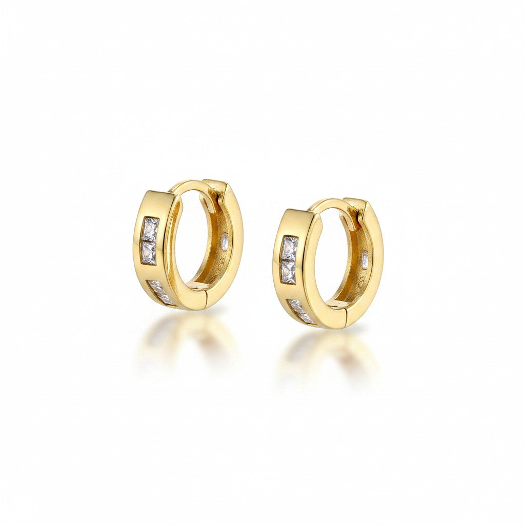 Huggies Mini con Zirconias Oro 10K