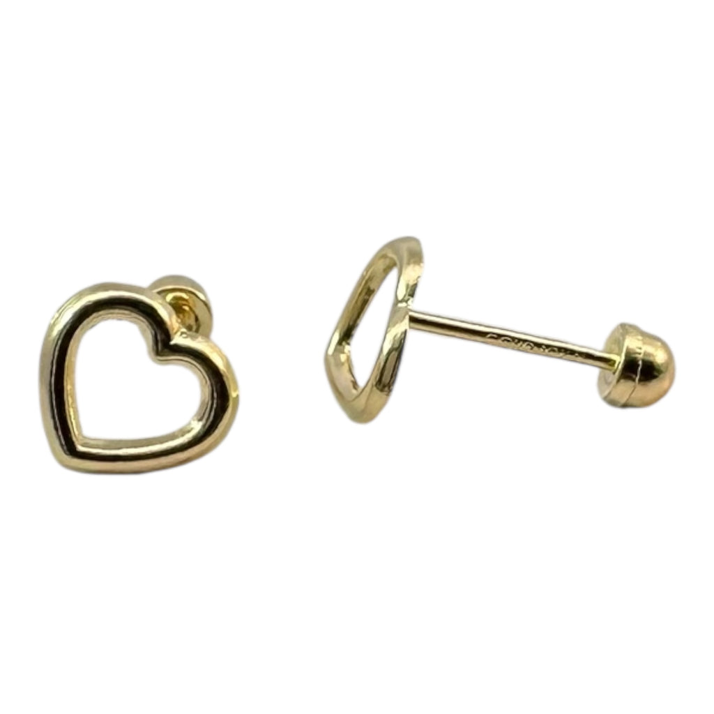 Broquel de corazón en oro de 10 quilates de Joyería ROMA, diseño elegante con acabado brillante y detalles finos.