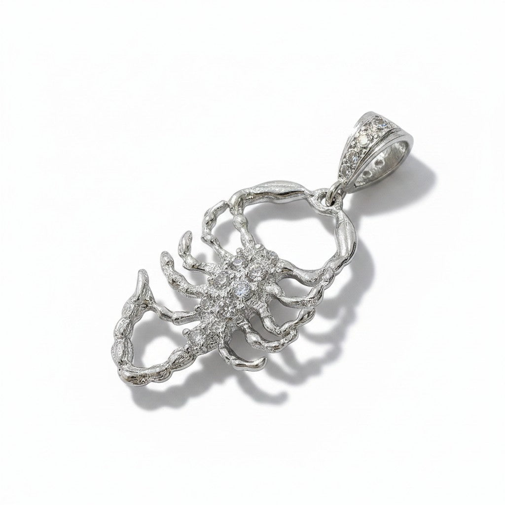 Dije Alacrán en Plata .925