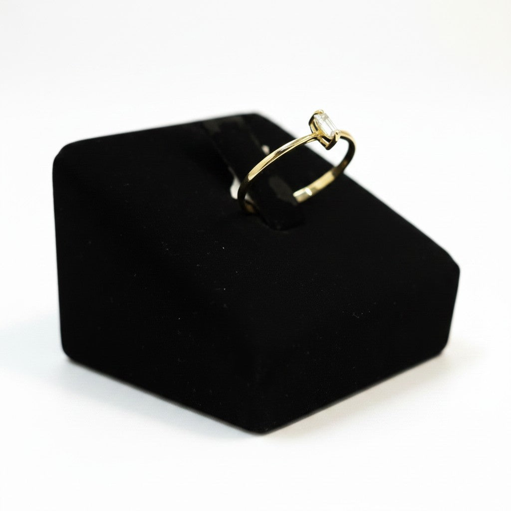 Anillo Solitario de Oro 10K